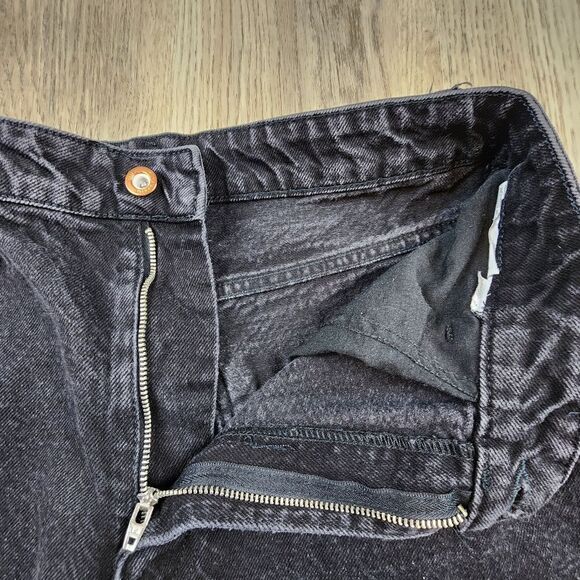 Zara The 90's Bermuda High Rise Shorts Size 10 - Picture 6 of 7